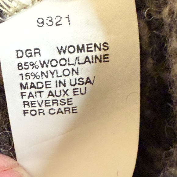 SOLD!!!!Woolrich Wool Snowflake Pattern Sweater Vintage 80s
USA Made Cabincore M - Picture 4 of 8